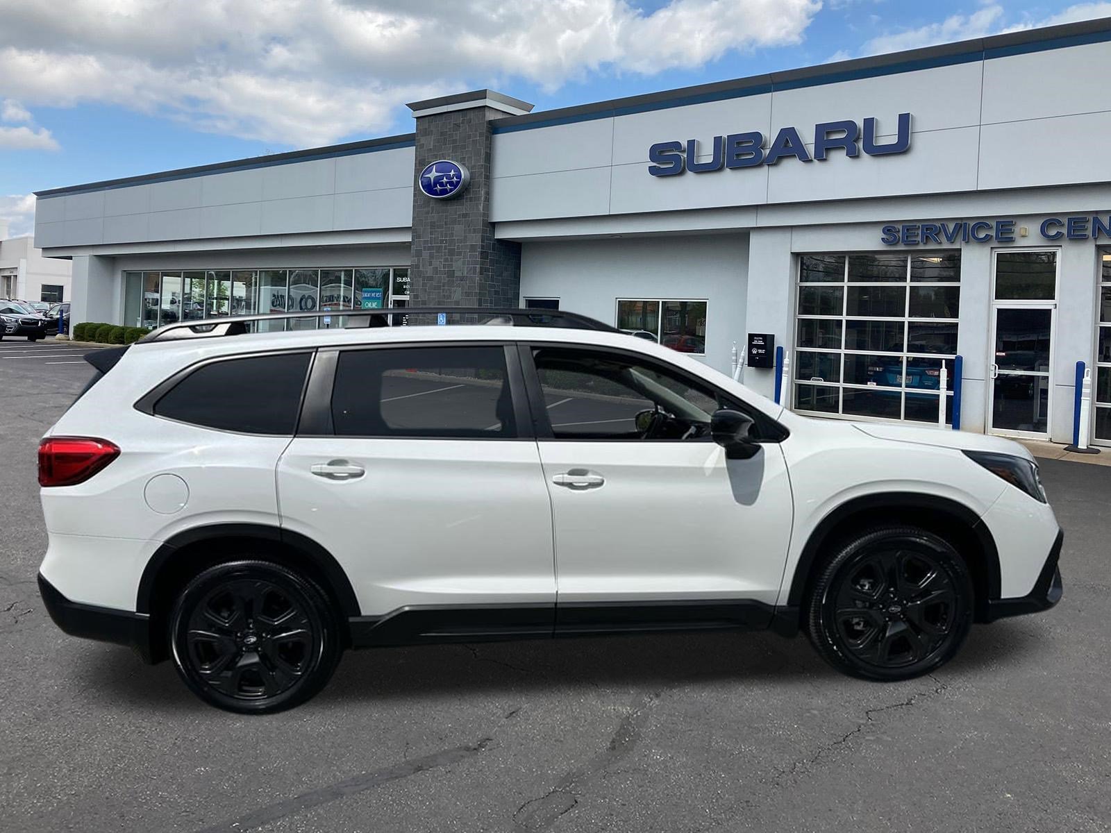 Used 2025 Subaru Ascent Onyx Edition AWD/4WD image 8