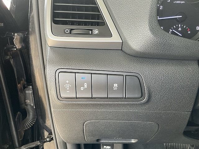 Used 2018 Hyundai Tucson Sport AWD/4WD image 18