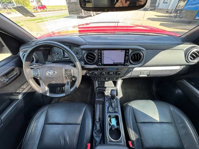 Used 2021 Toyota Tacoma TRD Sport AWD/4WD image 16