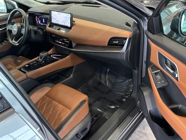 Used 2024 Nissan Rogue Platinum w/ Platinum Premium Package FWD image 39
