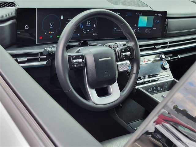 Used 2025 Hyundai Santa Fe Limited image 3
