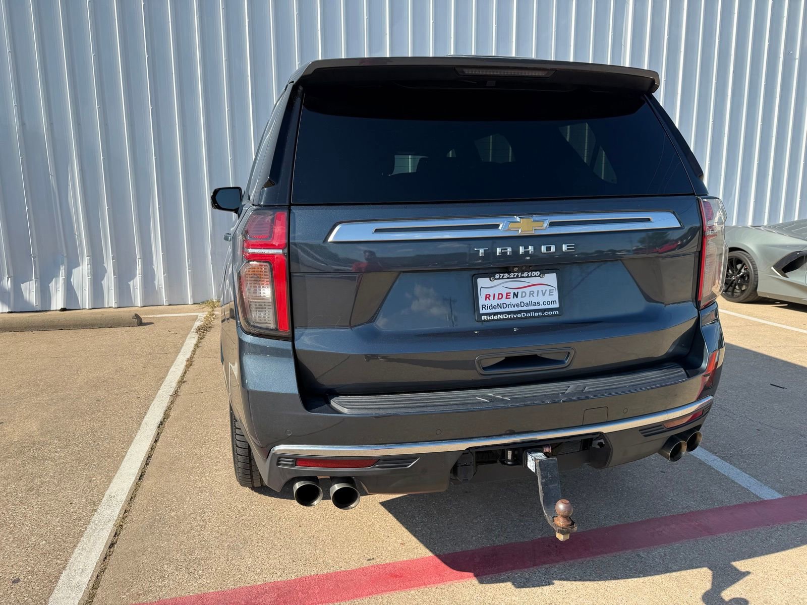 Used 2021 Chevrolet Tahoe High Country w/ Premium Package RWD image 5