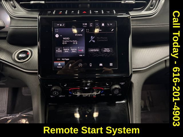 Used 2024 Jeep Grand Cherokee L Altitude image 5