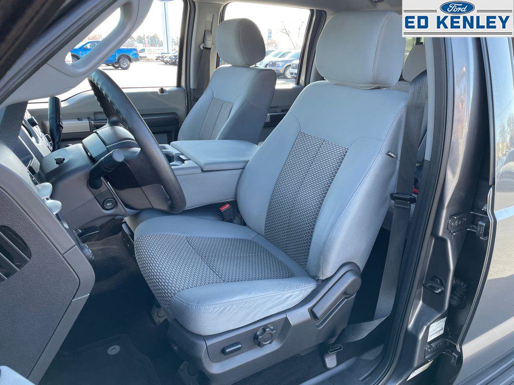 Used 2014 Ford F250 XLT w/ XLT Value Package image 3