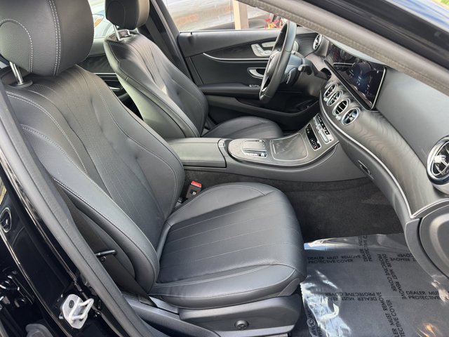 Used 2023 Mercedes-Benz E 350 Sedan image 6