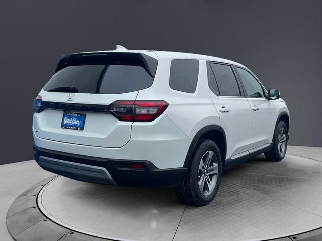 Used 2025 Honda Pilot EX-L image 5