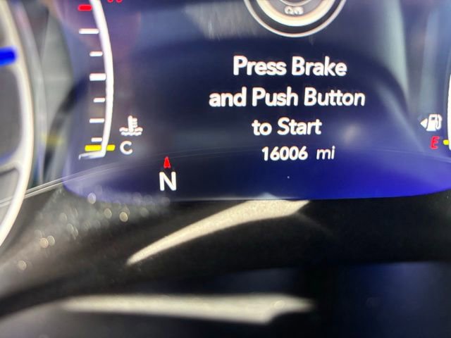 Used 2024 Chrysler Pacifica Limited image 23