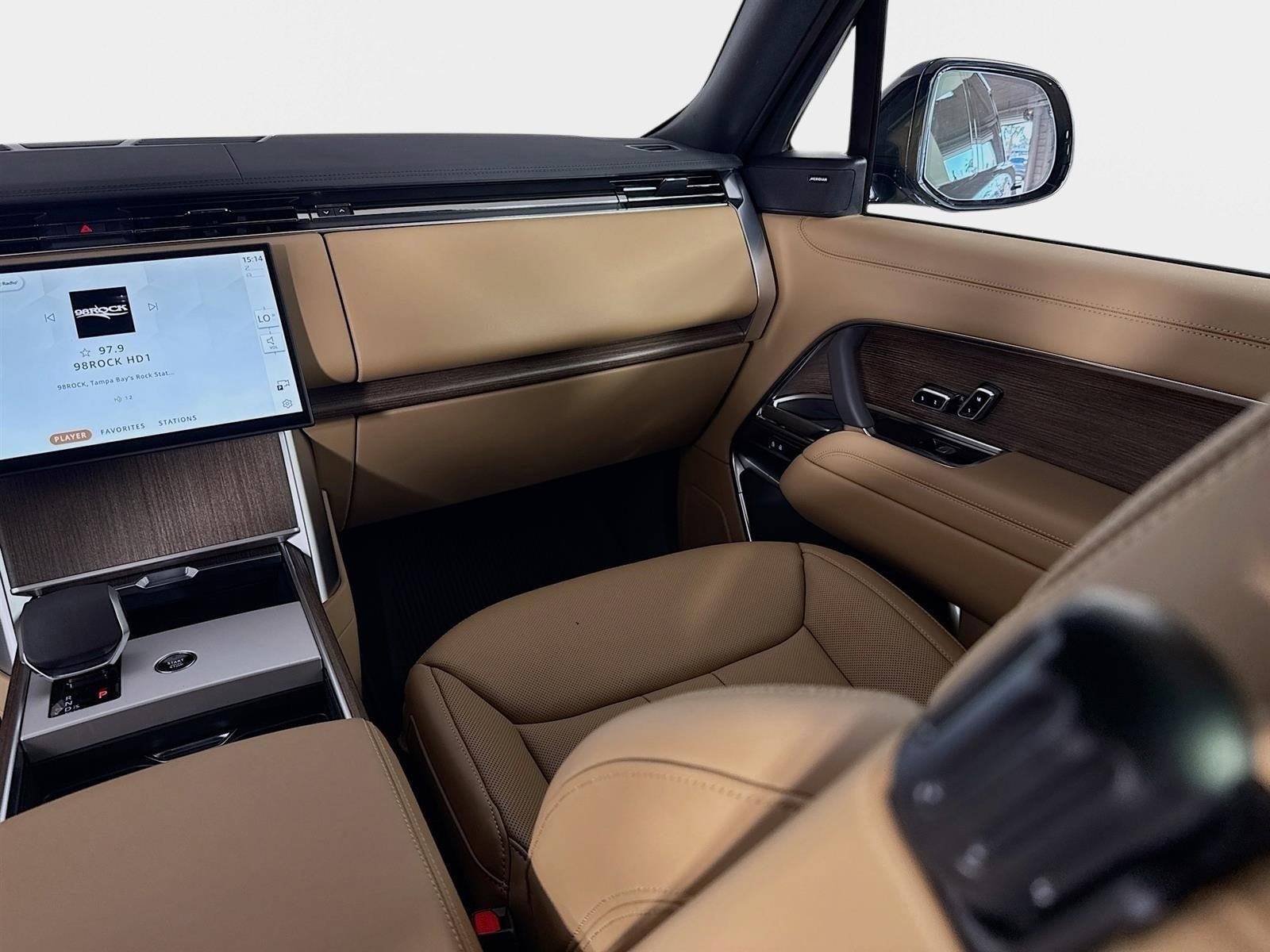 New 2026 Land Rover Range Rover Long Wheelbase SE AWD/4WD image 26