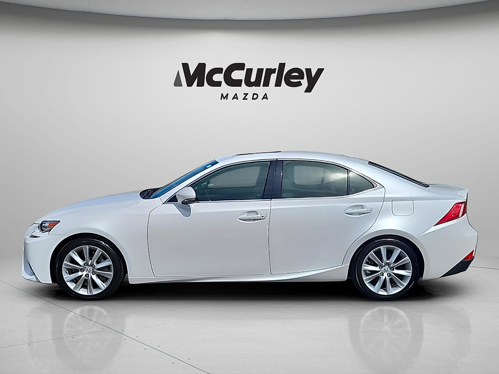 Used 2016 Lexus IS 300 AWD w/ Premium Package image 4