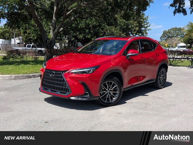 Used 2025 Lexus NX 250 FWD w/ Towing Package (2000 Lbs) image 1