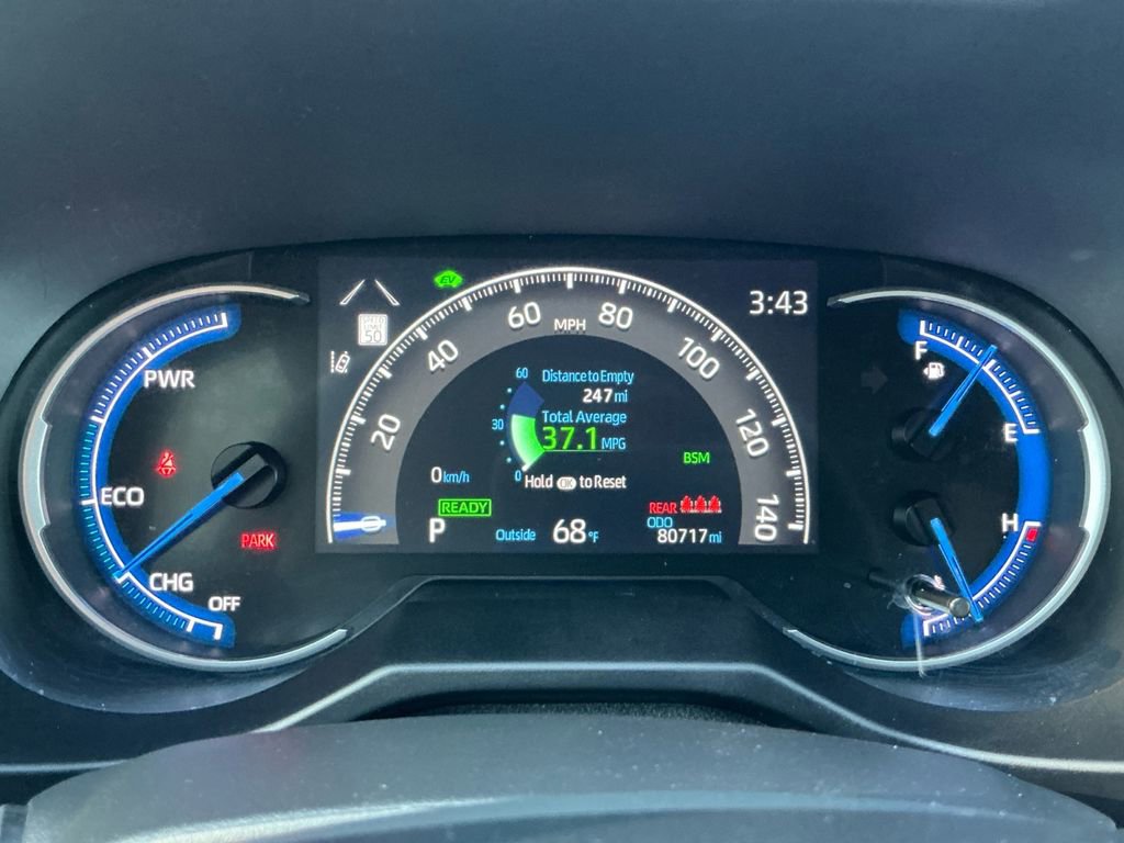 Used 2023 Toyota RAV4 LE image 22