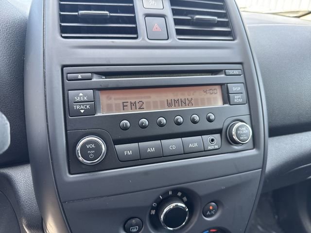 Used 2015 Nissan Versa S FWD image 18