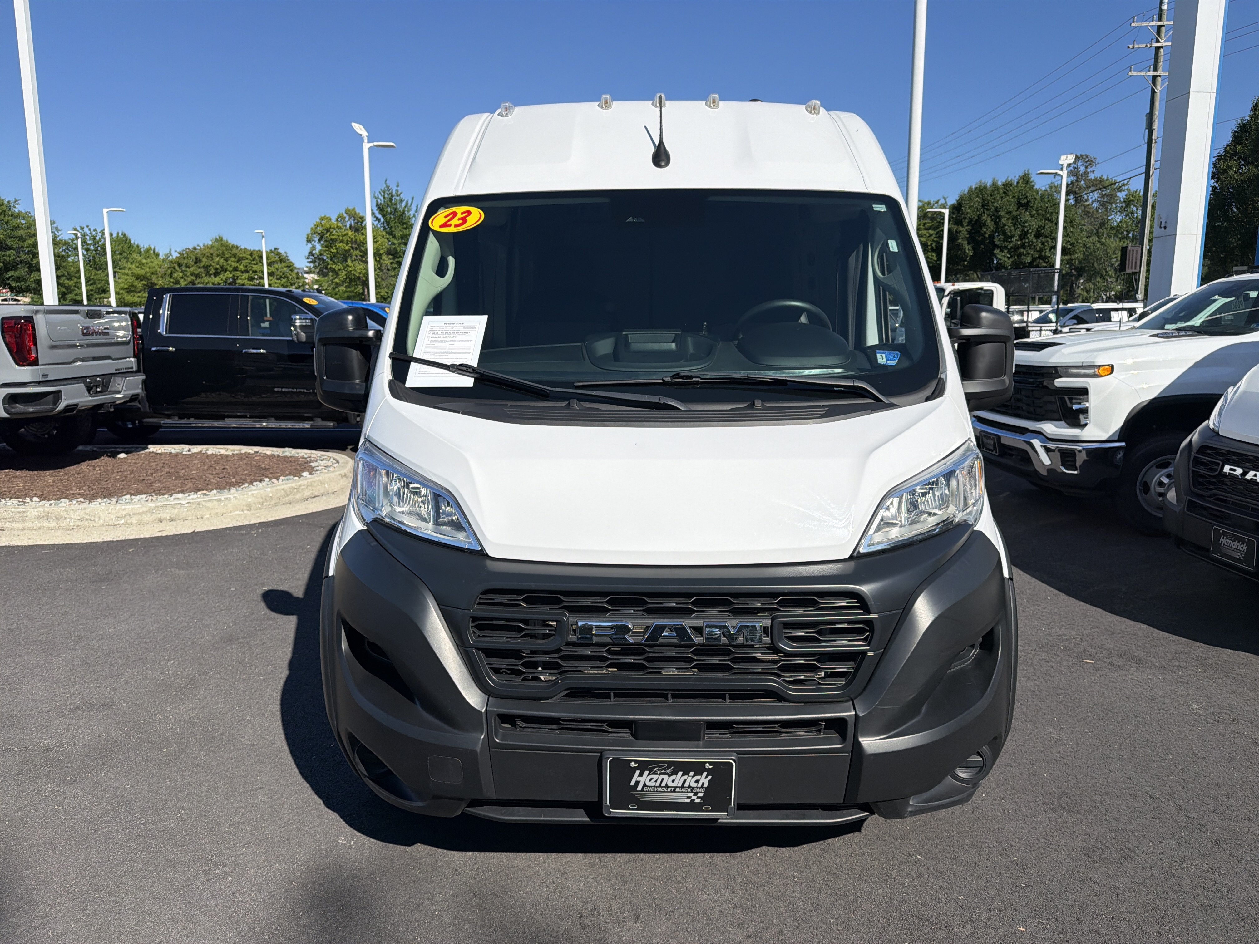 Used 2023 RAM ProMaster 2500 FWD image 3