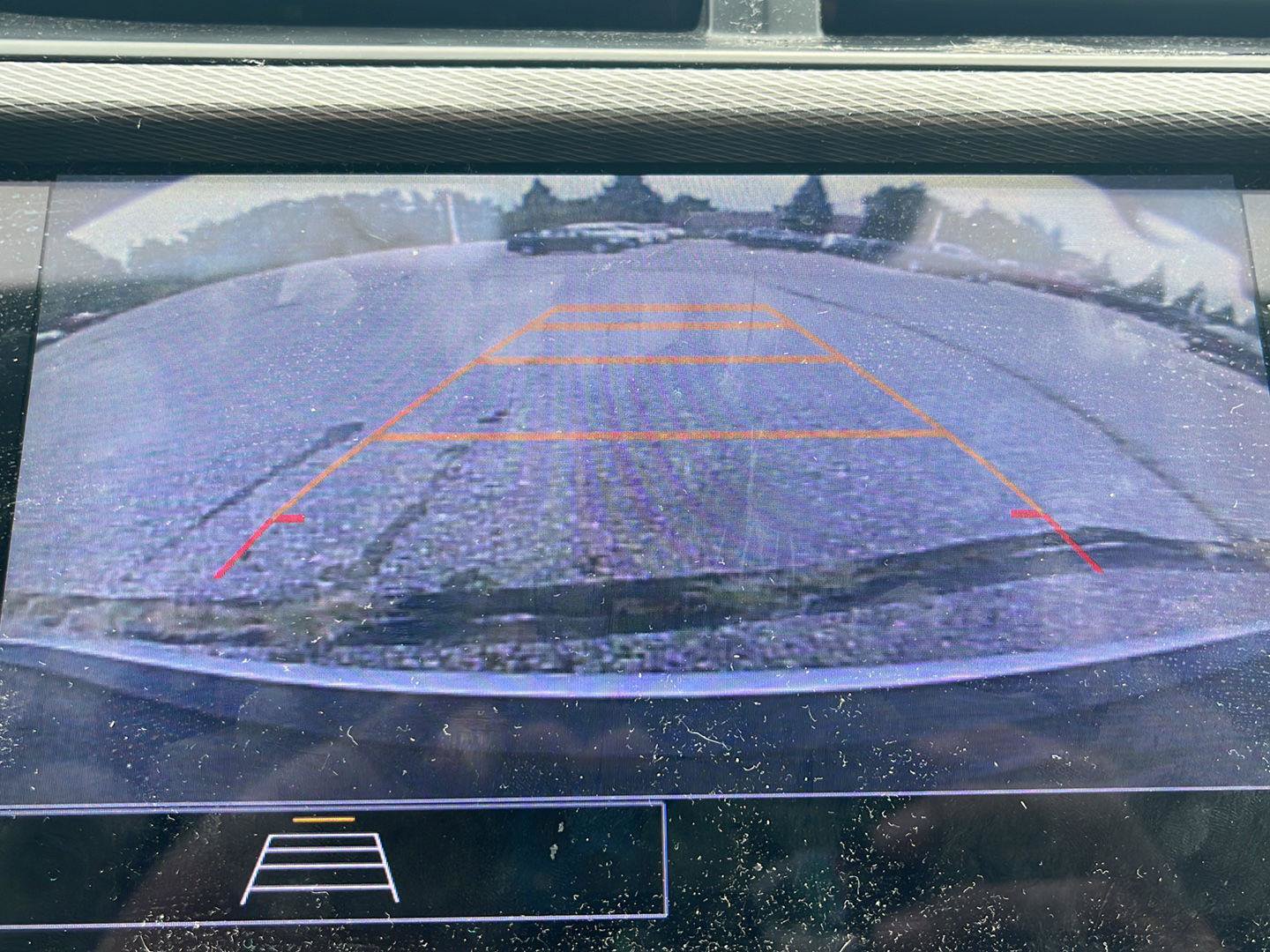 Used 2022 Buick Encore GX Select AWD/4WD image 12