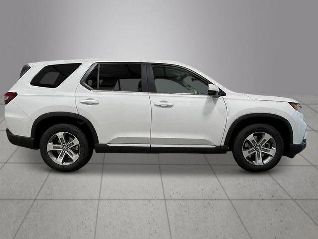 New 2025 Honda Pilot EX-L image 8
