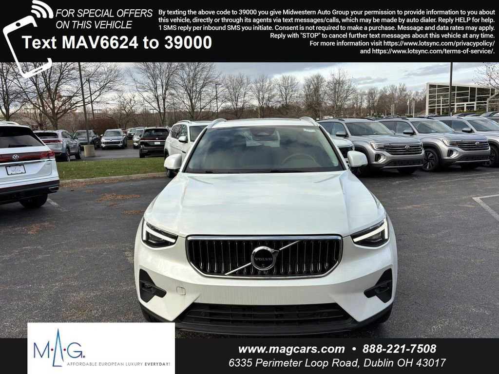 Certified 2025 Volvo XC40 B5 Plus w/ Protection Package Premier image 2