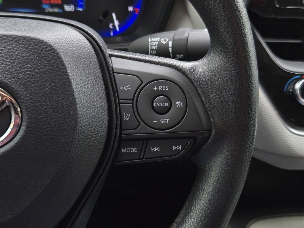Used 2022 Toyota Corolla LE image 20