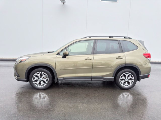 Used 2024 Subaru Forester Premium AWD/4WD image 10