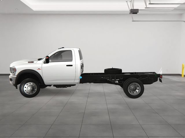 New 2023 RAM 4500 Tradesman RWD image 3