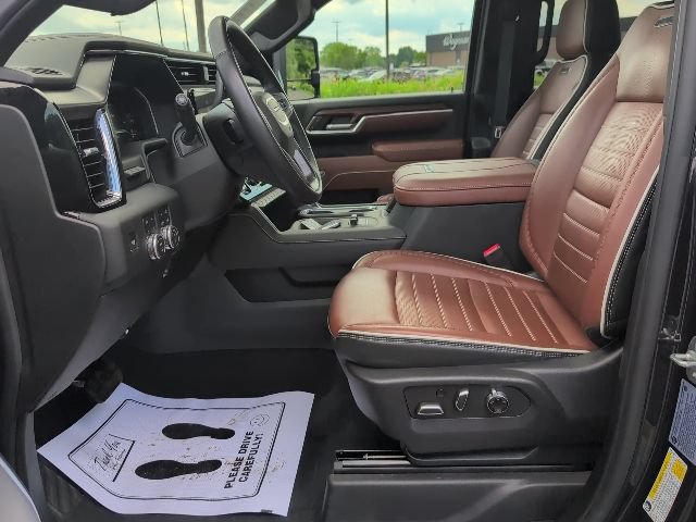 Used 2025 GMC Sierra 2500 Denali Ultimate AWD/4WD image 11