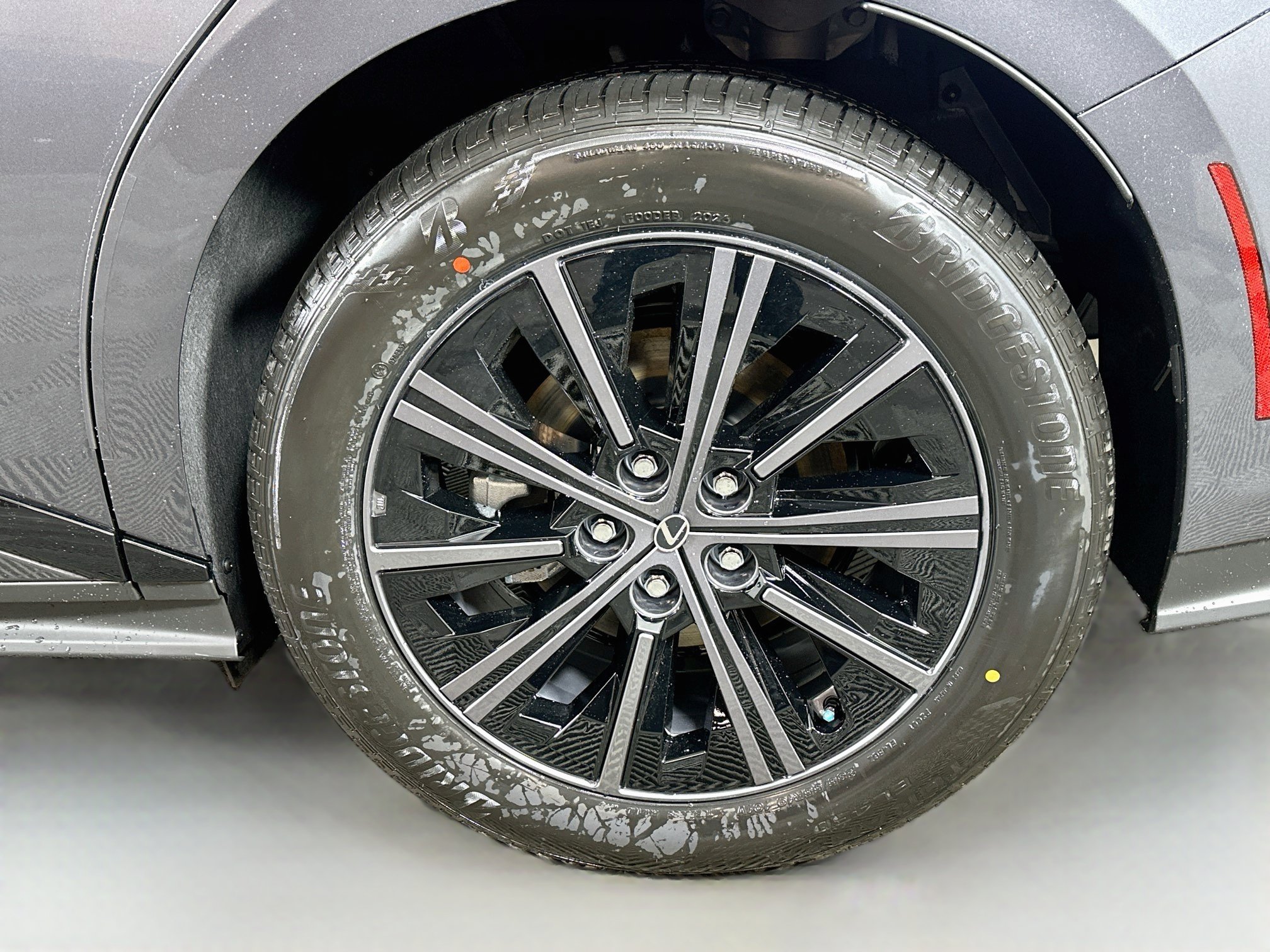 New 2026 Lexus ES 350h AWD w/ Convenience Package image 29