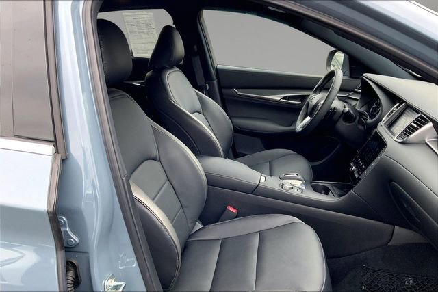 Used 2025 INFINITI QX55 Luxe w/ Accent Package image 7