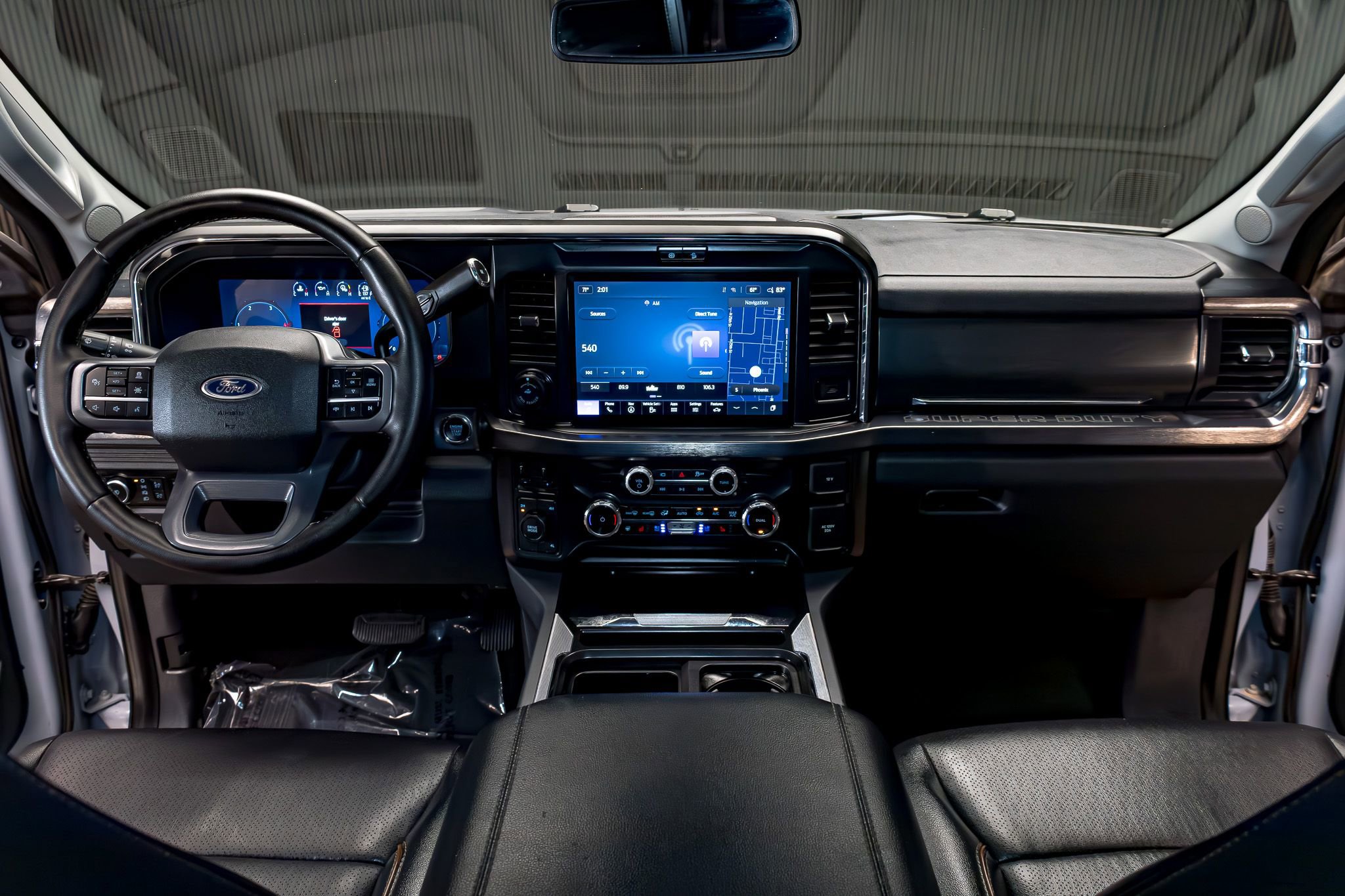 Used 2025 Ford F450 Lariat w/ Lariat Ultimate Package AWD/4WD image 19