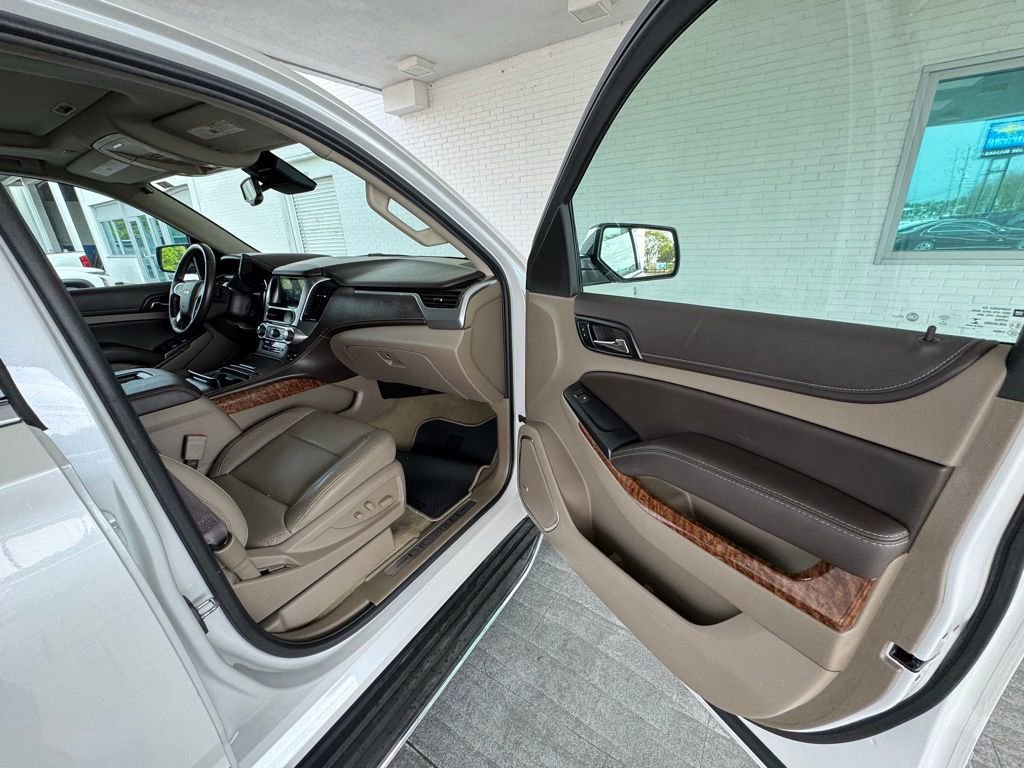 Used 2017 Chevrolet Tahoe Premier RWD image 16