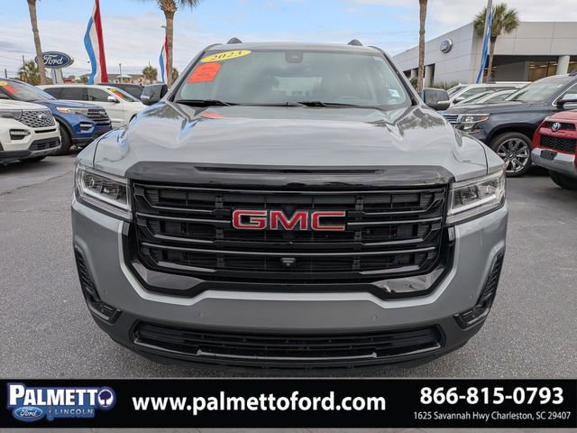 Used 2023 GMC Acadia SLT w/ Elevation Edition image 9