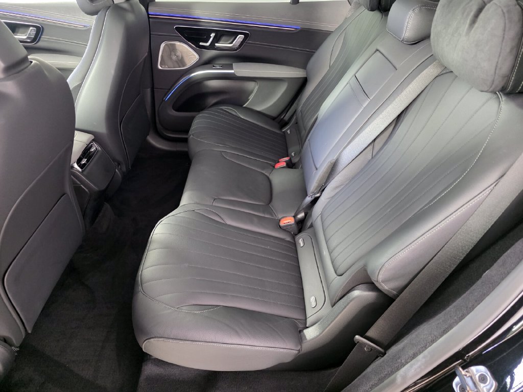 Certified 2023 Mercedes-Benz EQS 580 4MATIC SUV image 14