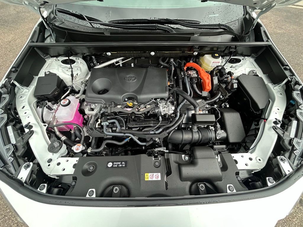 Used 2025 Toyota RAV4 XLE image 54