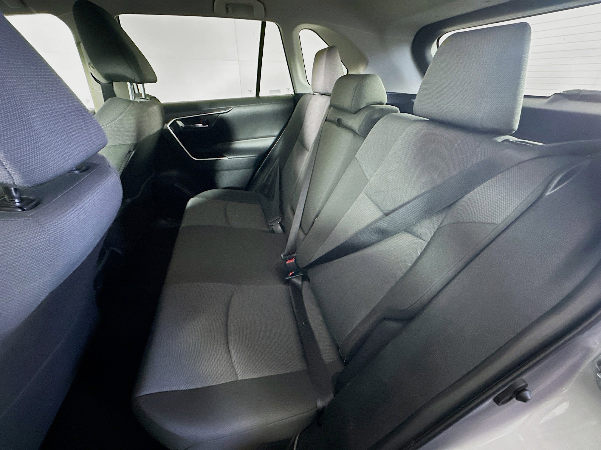 Used 2025 Toyota RAV4 XLE AWD/4WD image 26