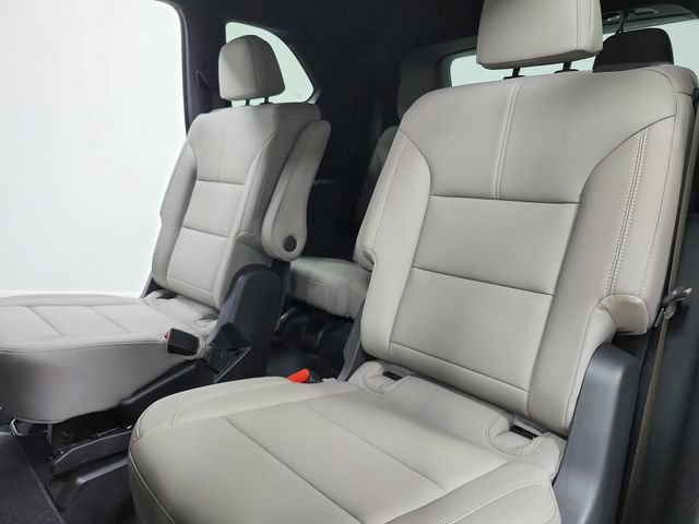 Used 2026 GMC Acadia Elevation w/ Elevation Premium Package FWD image 37