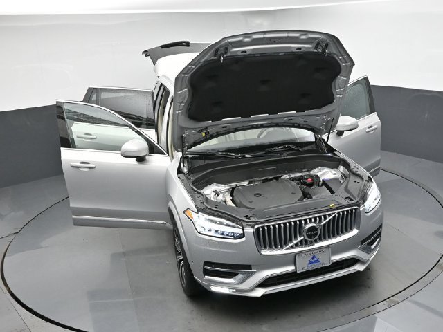 Used 2024 Volvo XC90 B6 Plus w/ Protection Package Premier AWD/4WD image 48