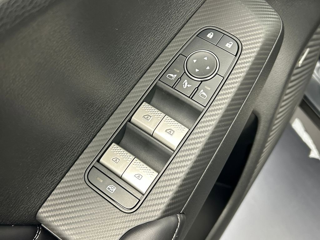 New 2026 Mitsubishi Outlander SEL FWD image 15