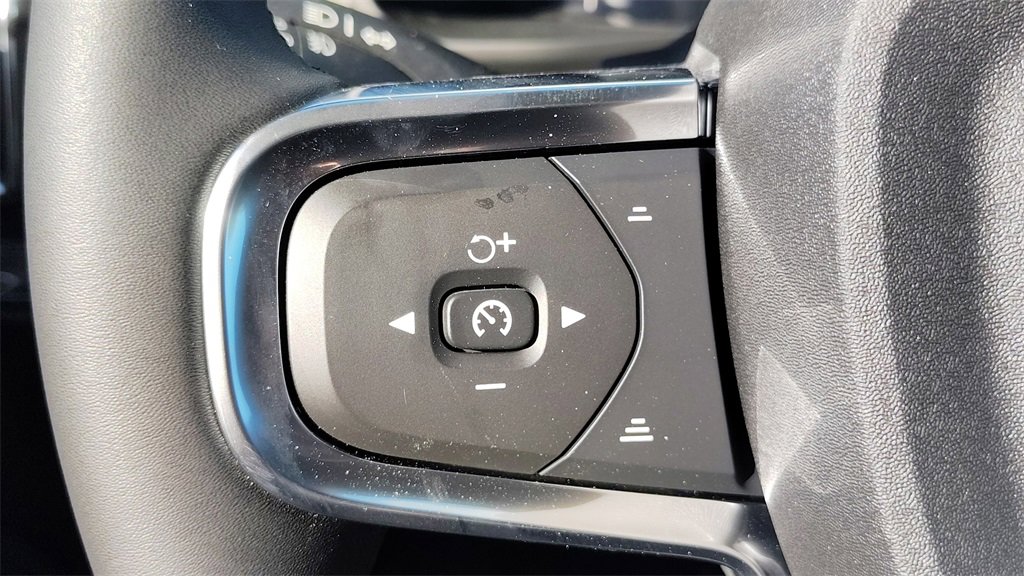 New 2026 Volvo XC40 B5 Plus w/ Protection Package Premier image 16