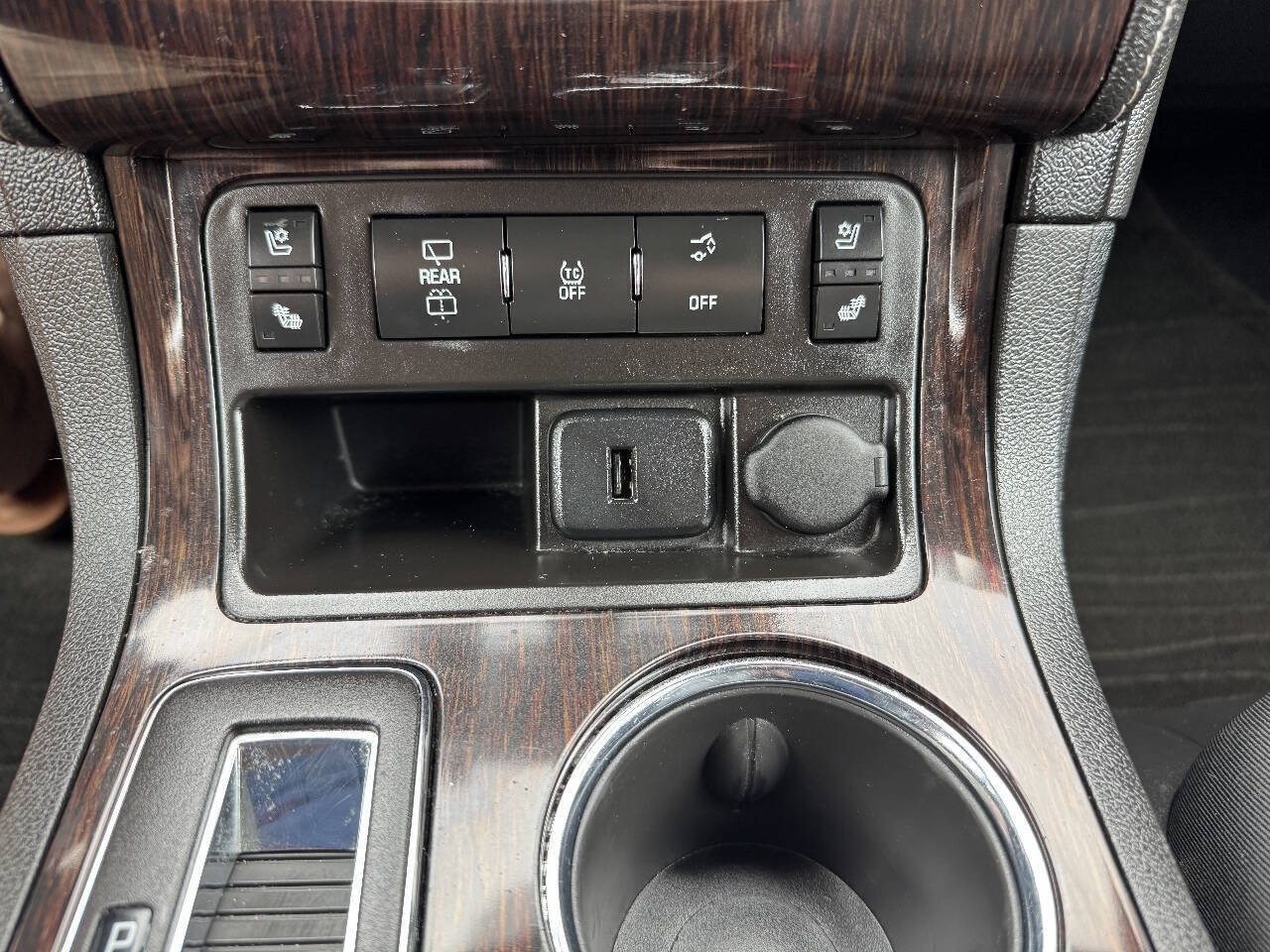 Used 2017 Chevrolet Traverse Premier FWD image 28