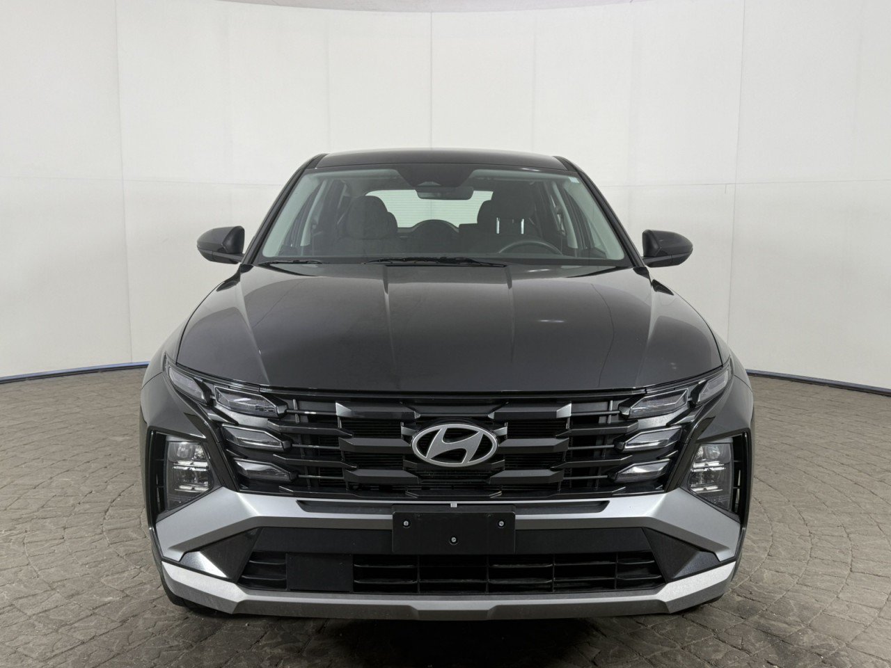 Used 2026 Hyundai Tucson SE AWD/4WD image 2