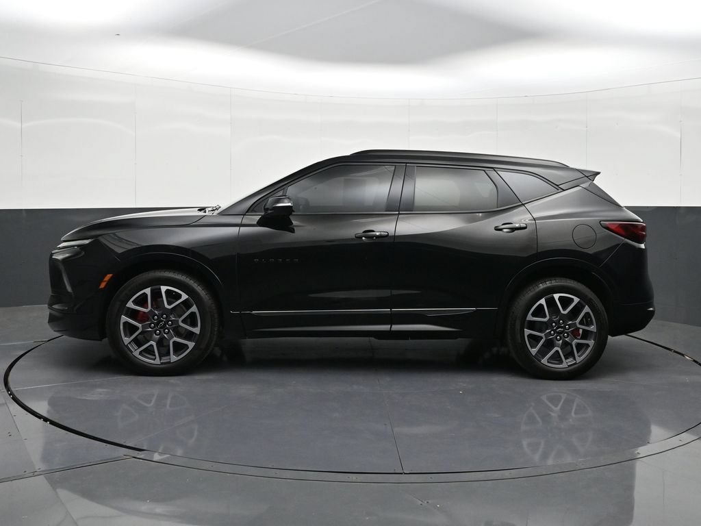 Certified 2023 Chevrolet Blazer RS w/ Driver Confidence II Package AWD/4WD image 2