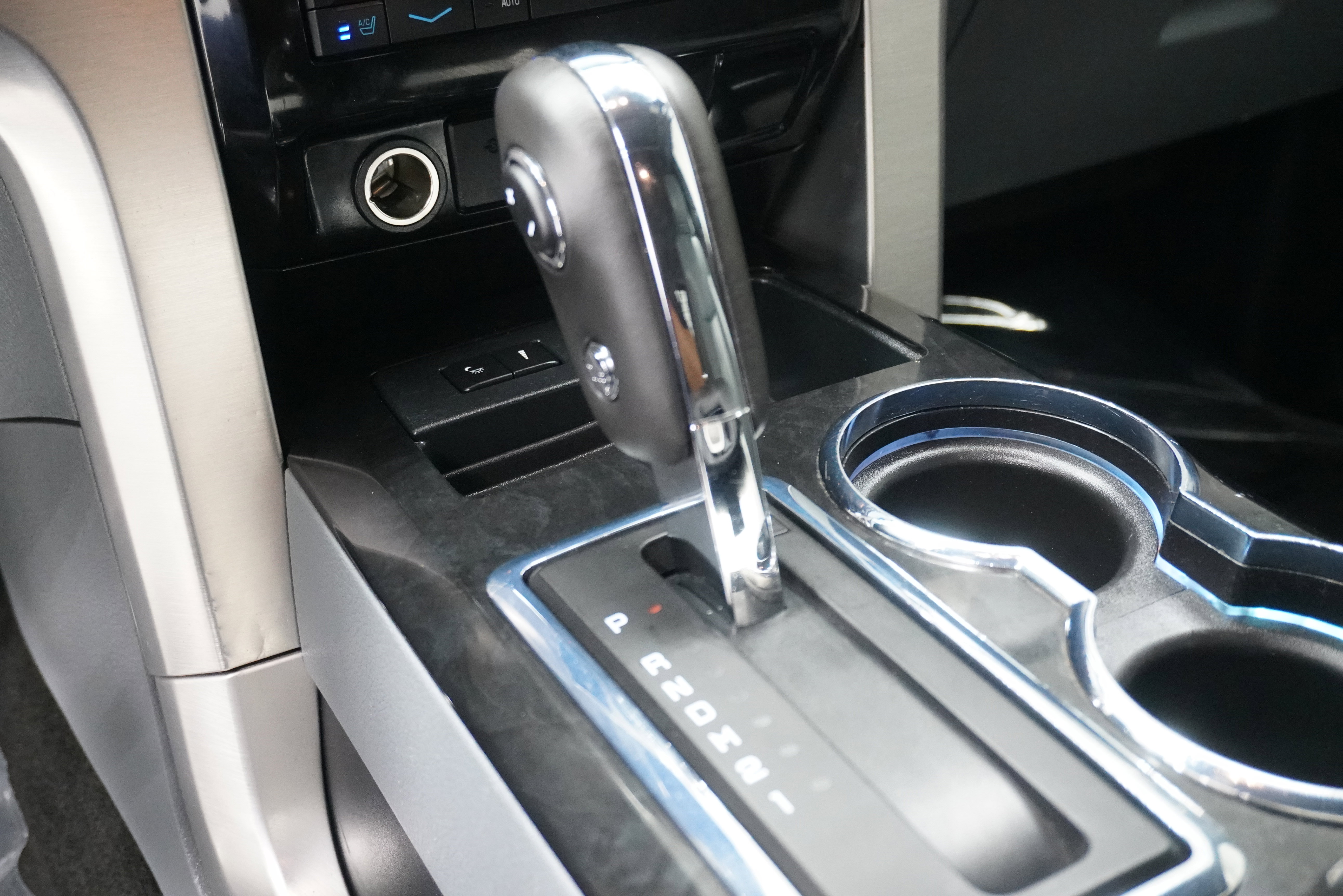 Used 2012 Ford F150 Platinum AWD/4WD image 24