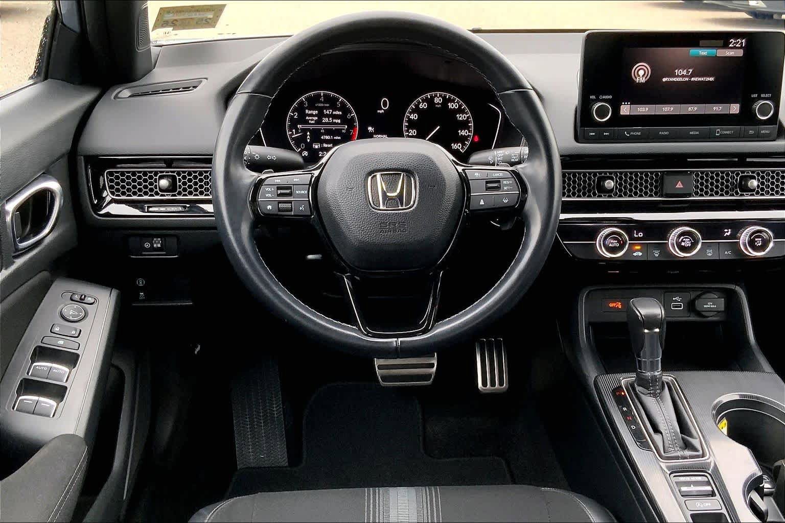 Used 2023 Honda Civic Sport image 6