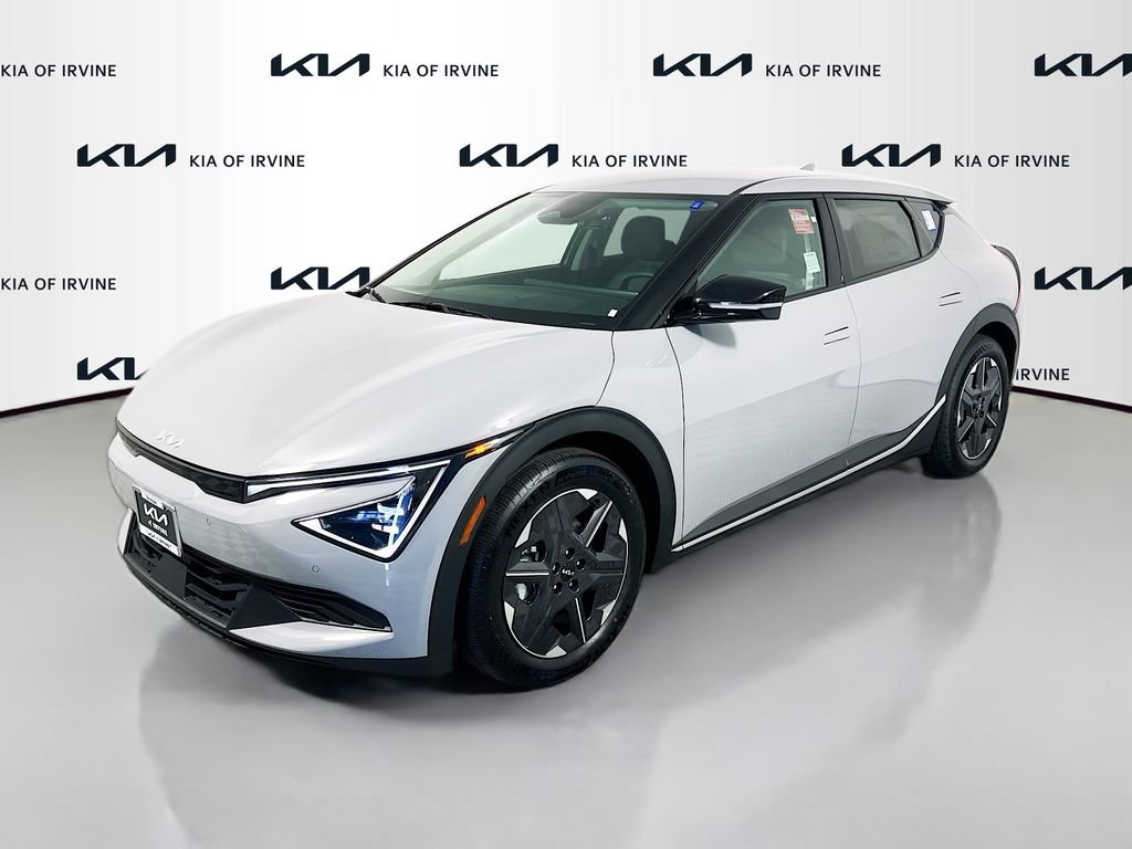 New 2026 Kia EV6 Light RWD image 3