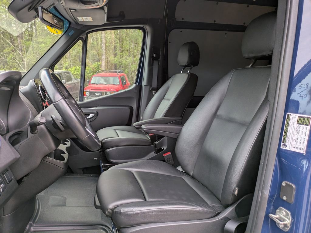 Used 2024 Mercedes-Benz Sprinter 2500 image 17