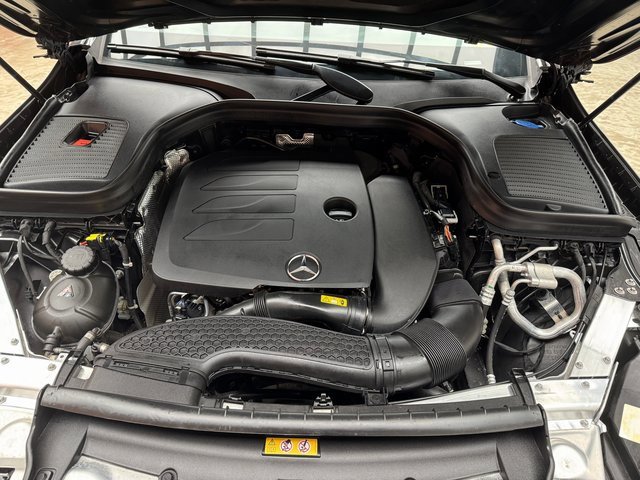 Used 2022 Mercedes-Benz GLC 300 4MATIC w/ Multimedia Package Lite image 28