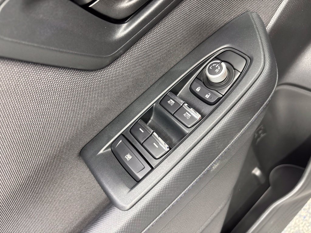 Used 2025 Subaru Forester Premium AWD/4WD image 30