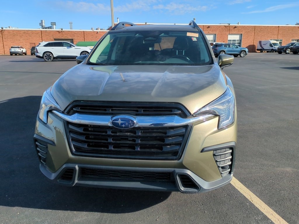 Used 2024 Subaru Ascent Premium w/ Convenience Package