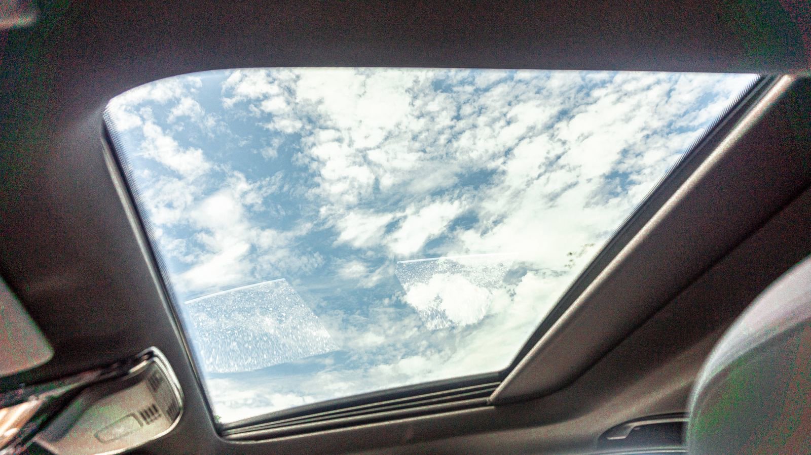 Used 2021 BMW 330i xDrive Sedan w/ Convenience Package image 15