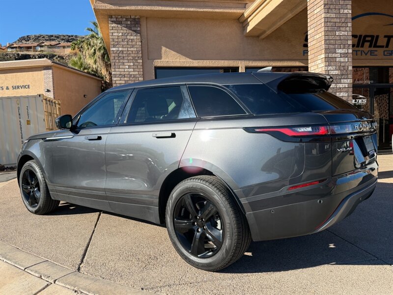 Used 2021 Land Rover Range Rover Velar S AWD/4WD image 31