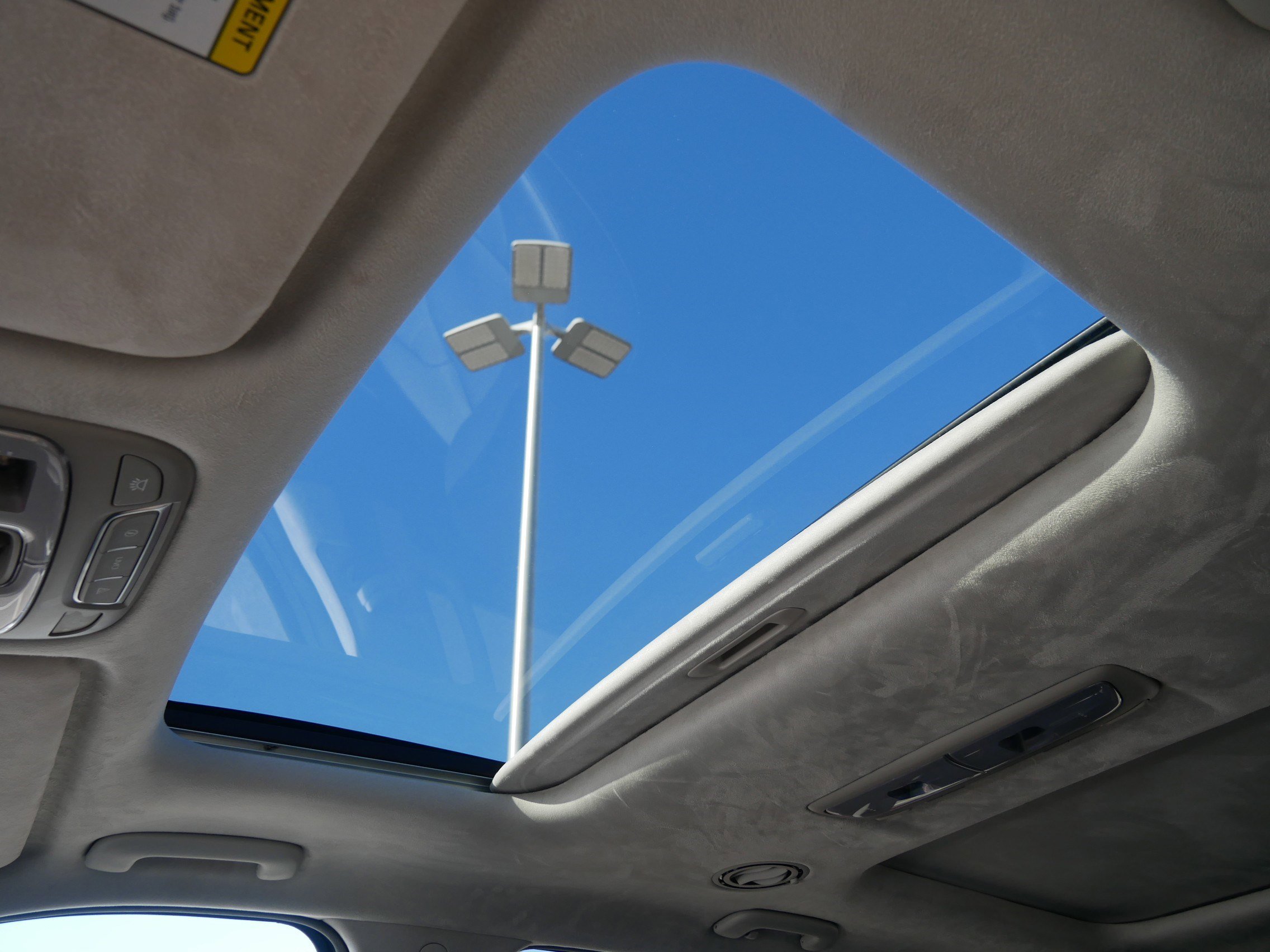 Used 2022 Kia Telluride SX w/ SX Prestige Package image 37