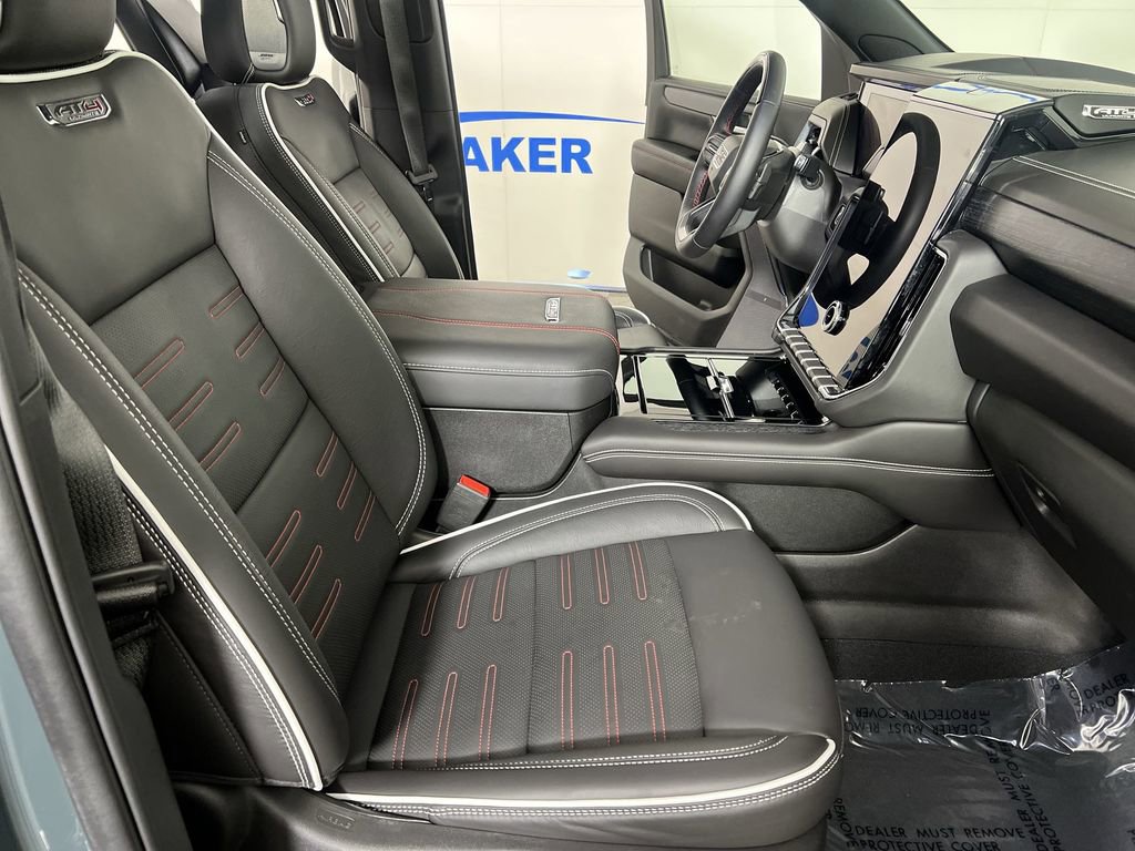Certified 2025 GMC Yukon AT4 Ultimate w/ LPO, Floor Liner Package AWD/4WD image 28